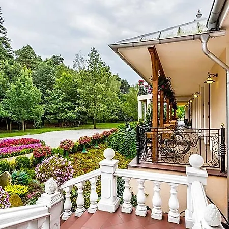 Lesna Perla - Restauracja I Hotelowe 3* Rudzinitz