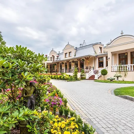 Lesna Perla - Restauracja I Hotelowe Отель типа 