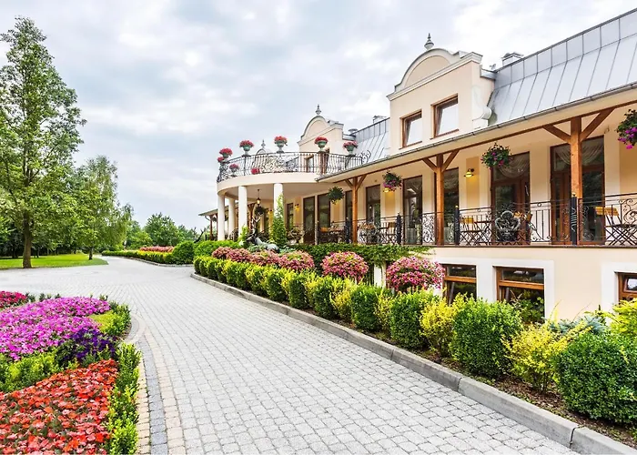 Lesna Perla - Restauracja I Hotelowe Bed & Breakfast Rudzinitz