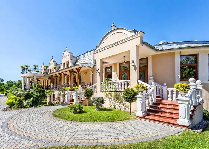 Lesna Perla - Restauracja I Hotelowe 3*