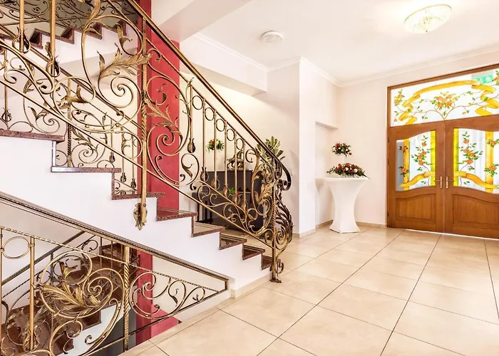 Lesna Perla - Restauracja I Hotelowe Bed & Breakfast Rudzinitz