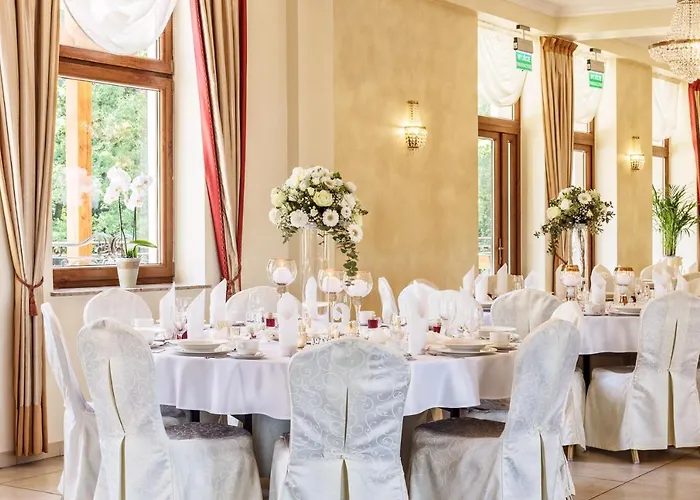 Lesna Perla - Restauracja I Hotelowe