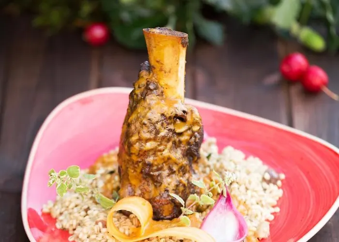 Bed & Breakfast Lesna Perla - Restauracja I Hotelowe 3*